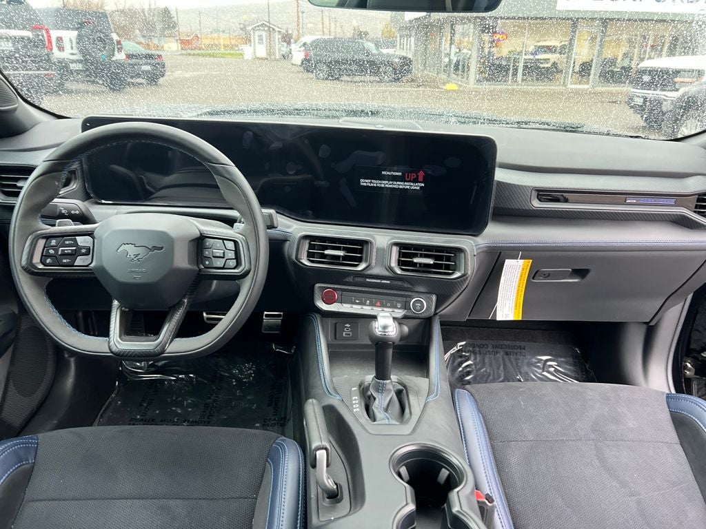 2025 Ford Mustang Dark Horse