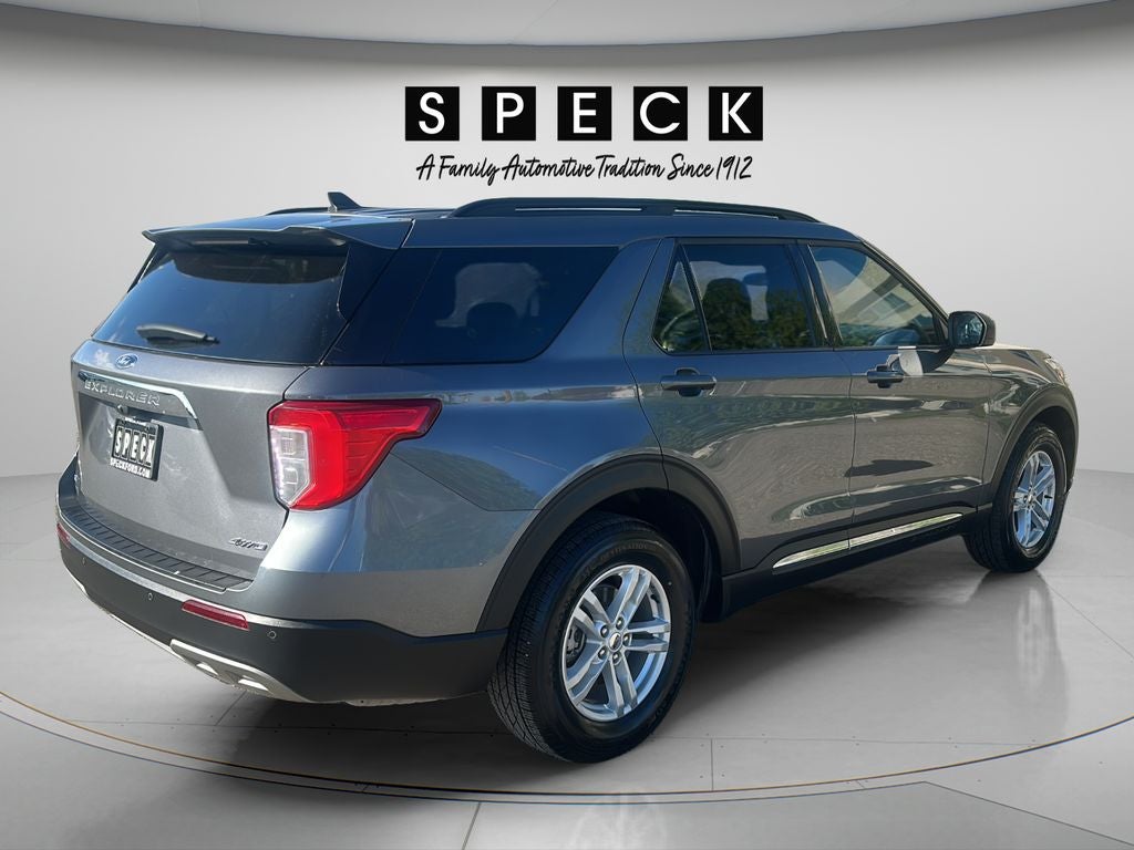 2024 Ford Explorer XLT