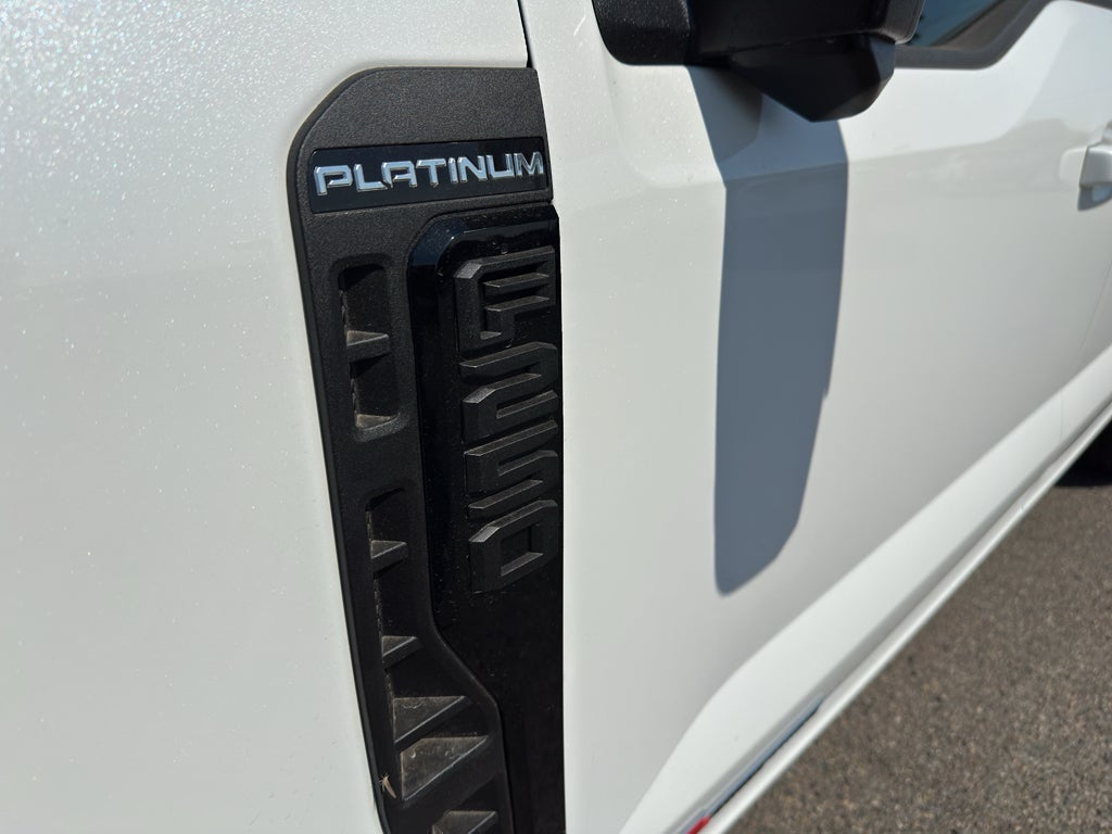 2026 Ford F-250 Platinum 4WD Crew Cab 6.75' Box
