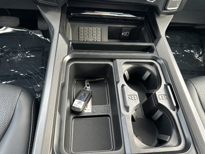 2027 Ford F-250 LARIAT 4WD Crew Cab 6.75' Box