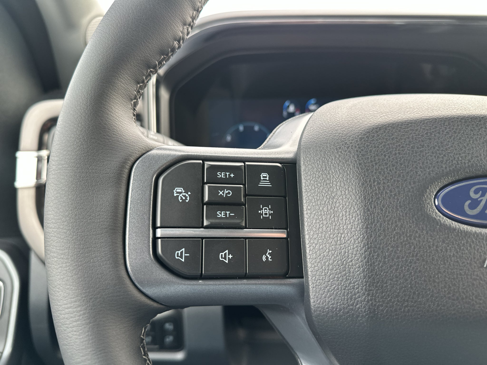 2027 Ford F-250 LARIAT 4WD Crew Cab 6.75' Box