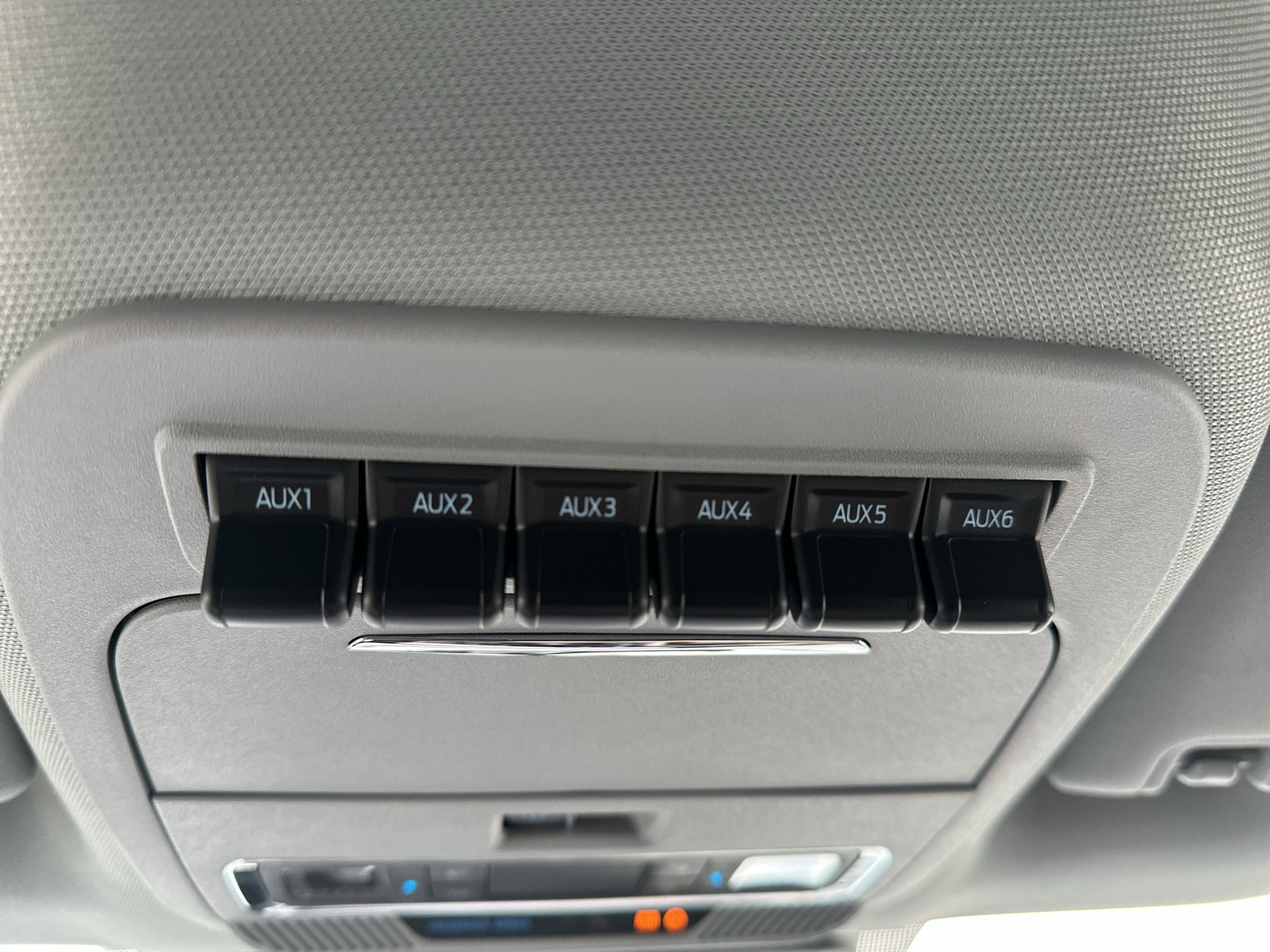 2027 Ford F-250 LARIAT 4WD Crew Cab 6.75' Box