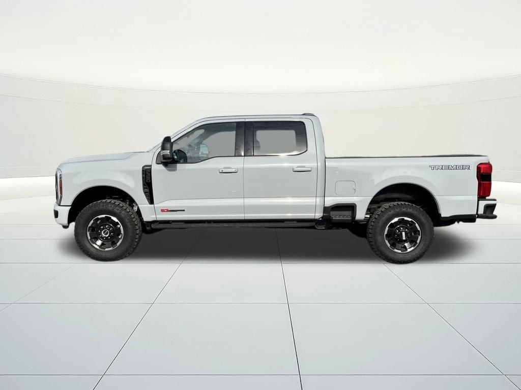 2025 Ford F-350SD Lariat