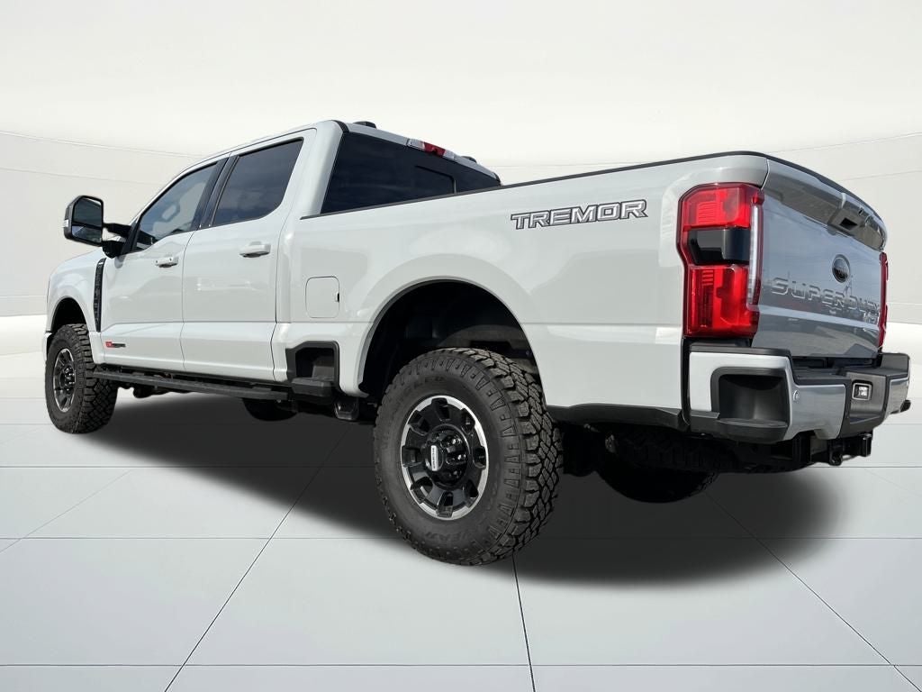 2025 Ford F-350SD Lariat