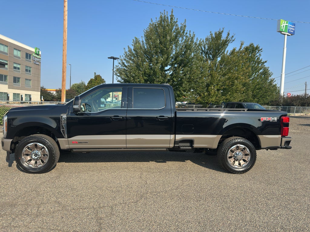 2026 Ford F-350 King Ranch 4WD Crew Cab 6.75' Box