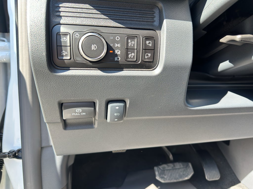2026 Ford F-350 LARIAT 4WD Crew Cab 6.75' Box