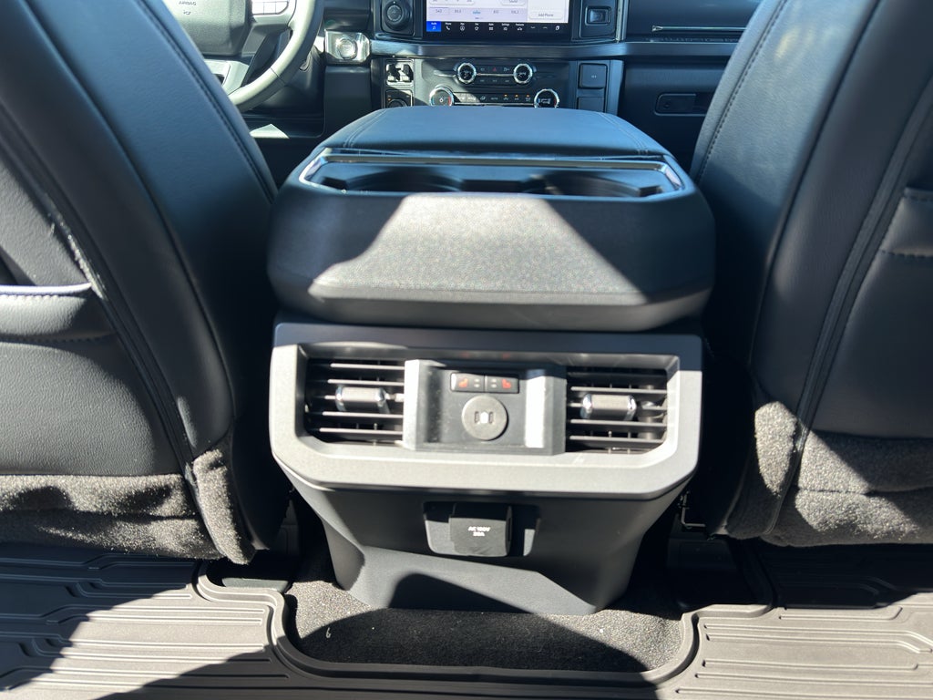 2026 Ford F-350 LARIAT 4WD Crew Cab 6.75' Box