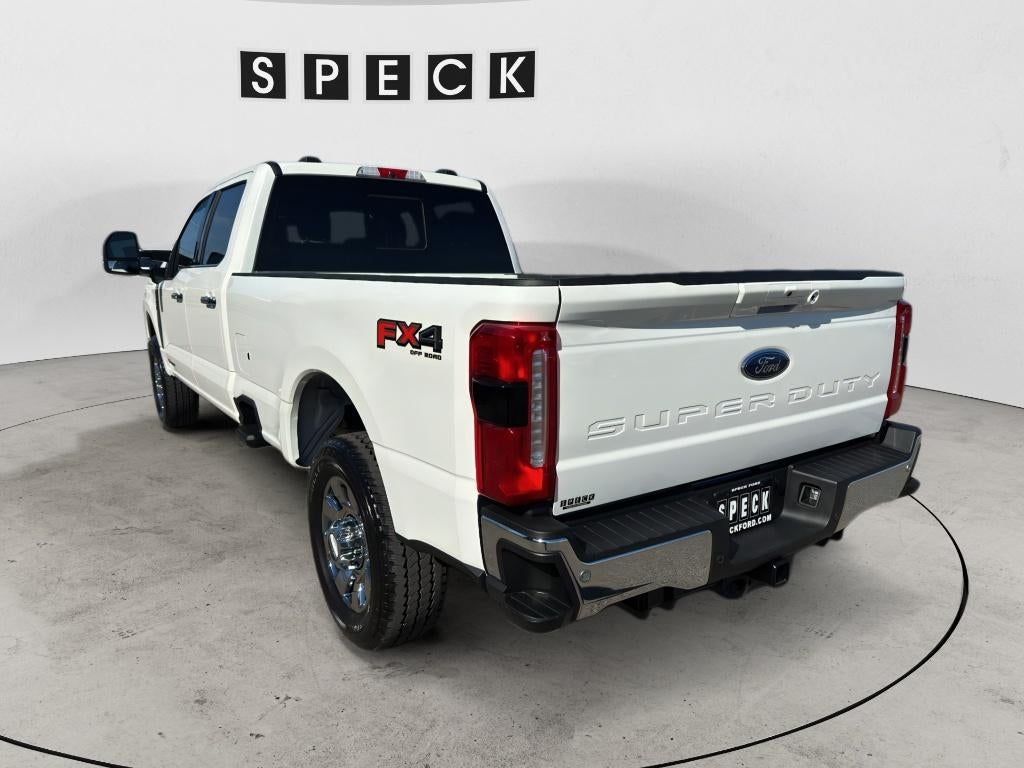2026 Ford F-350 LARIAT 4WD Crew Cab 6.75' Box