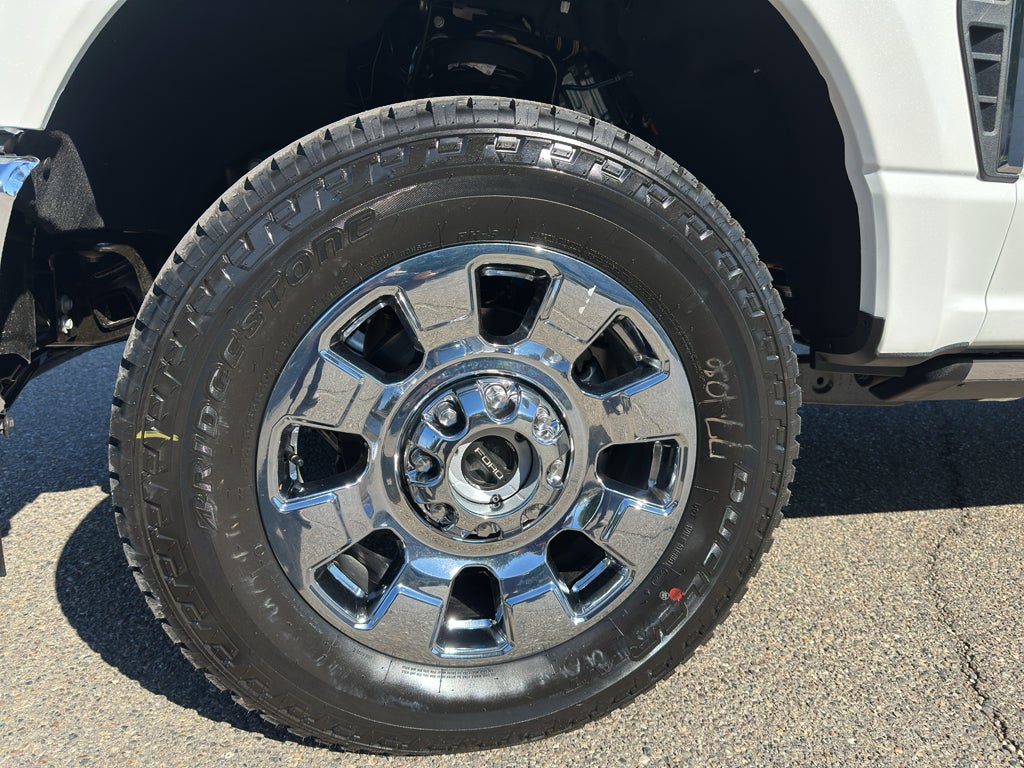 2026 Ford F-350 LARIAT 4WD Crew Cab 6.75' Box