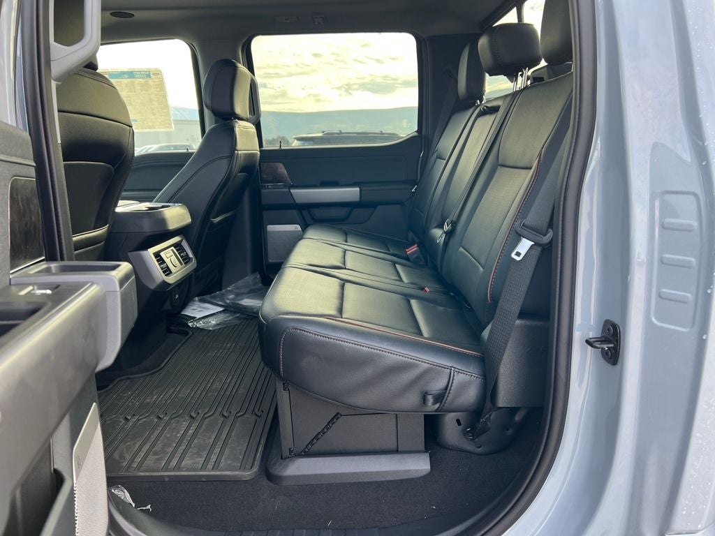 2025 Ford F-350SD Lariat