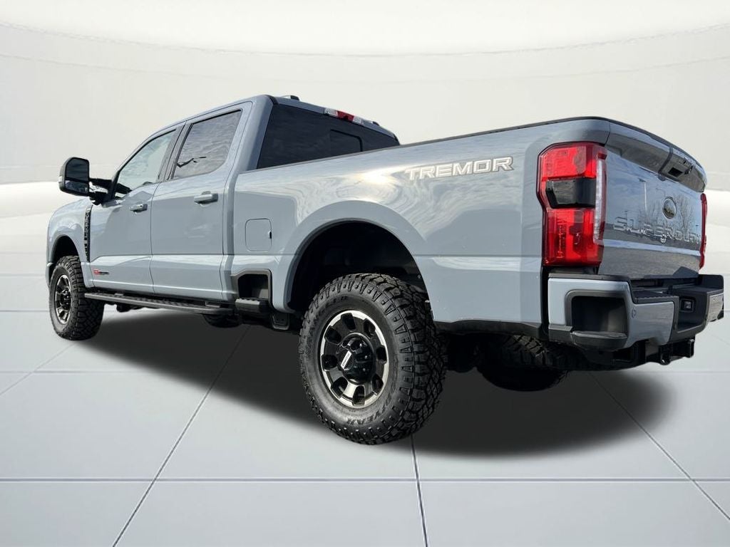2025 Ford F-350SD Lariat
