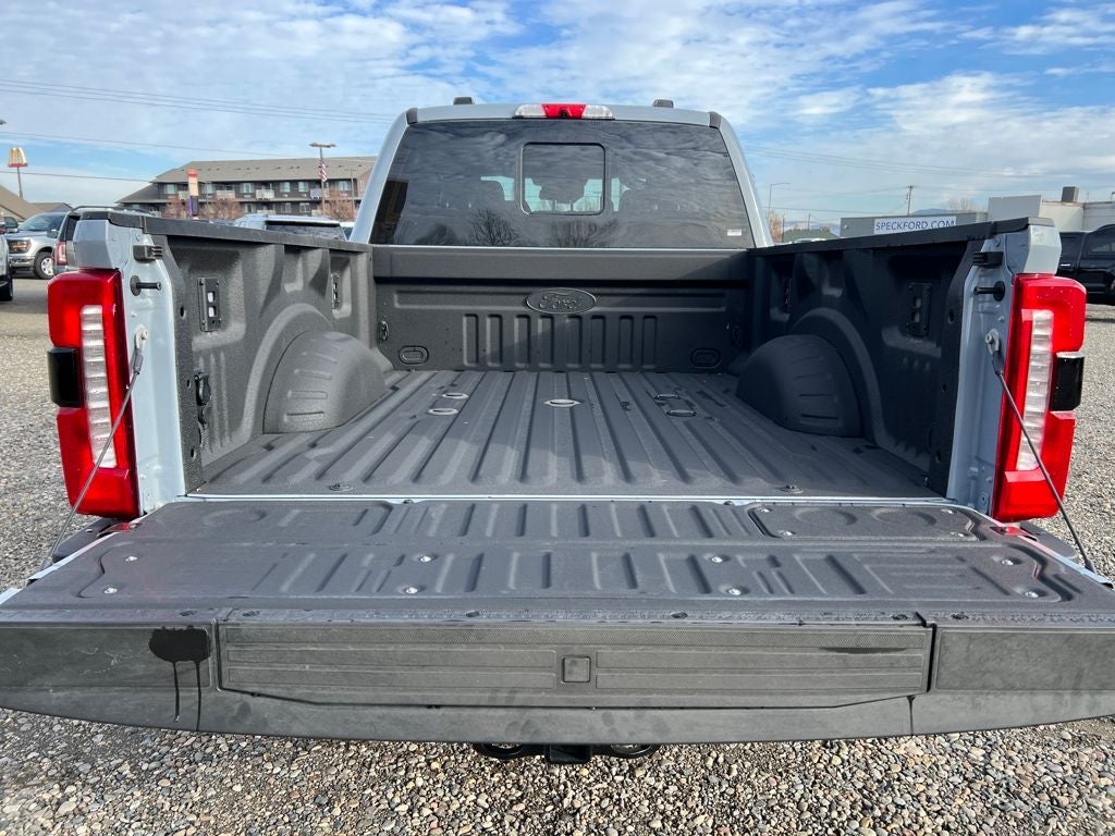 2025 Ford F-350SD Lariat