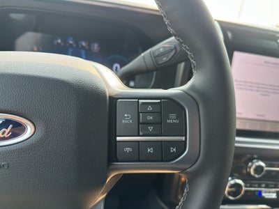 2026 Ford F-350 LARIAT 4WD Crew Cab 6.75' Box