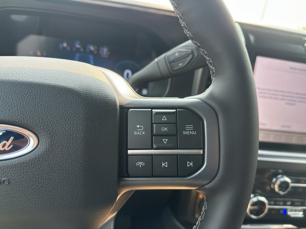 2026 Ford F-350 LARIAT 4WD Crew Cab 6.75' Box