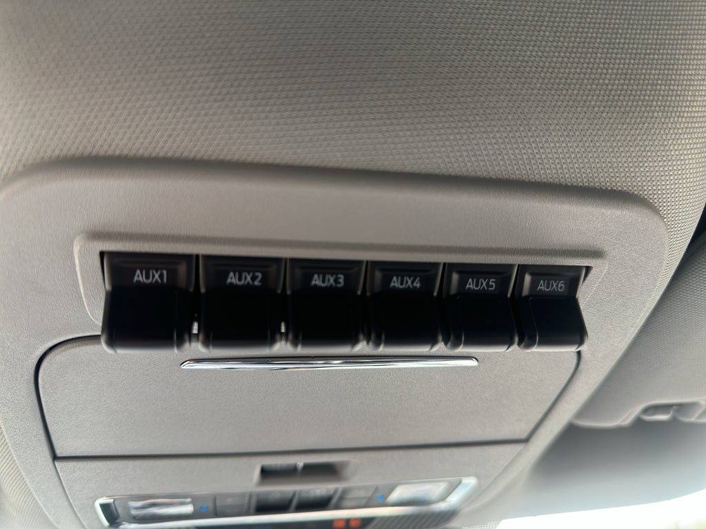 2026 Ford F-350 LARIAT 4WD Crew Cab 6.75' Box
