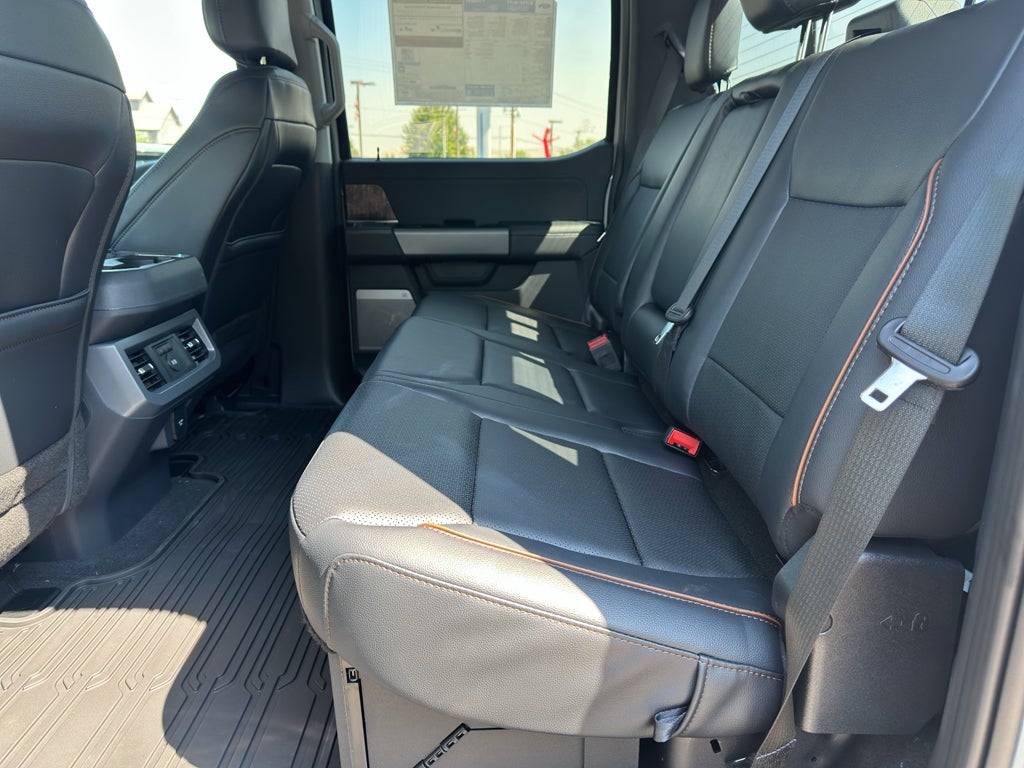 2026 Ford F-350 LARIAT 4WD Crew Cab 6.75' Box