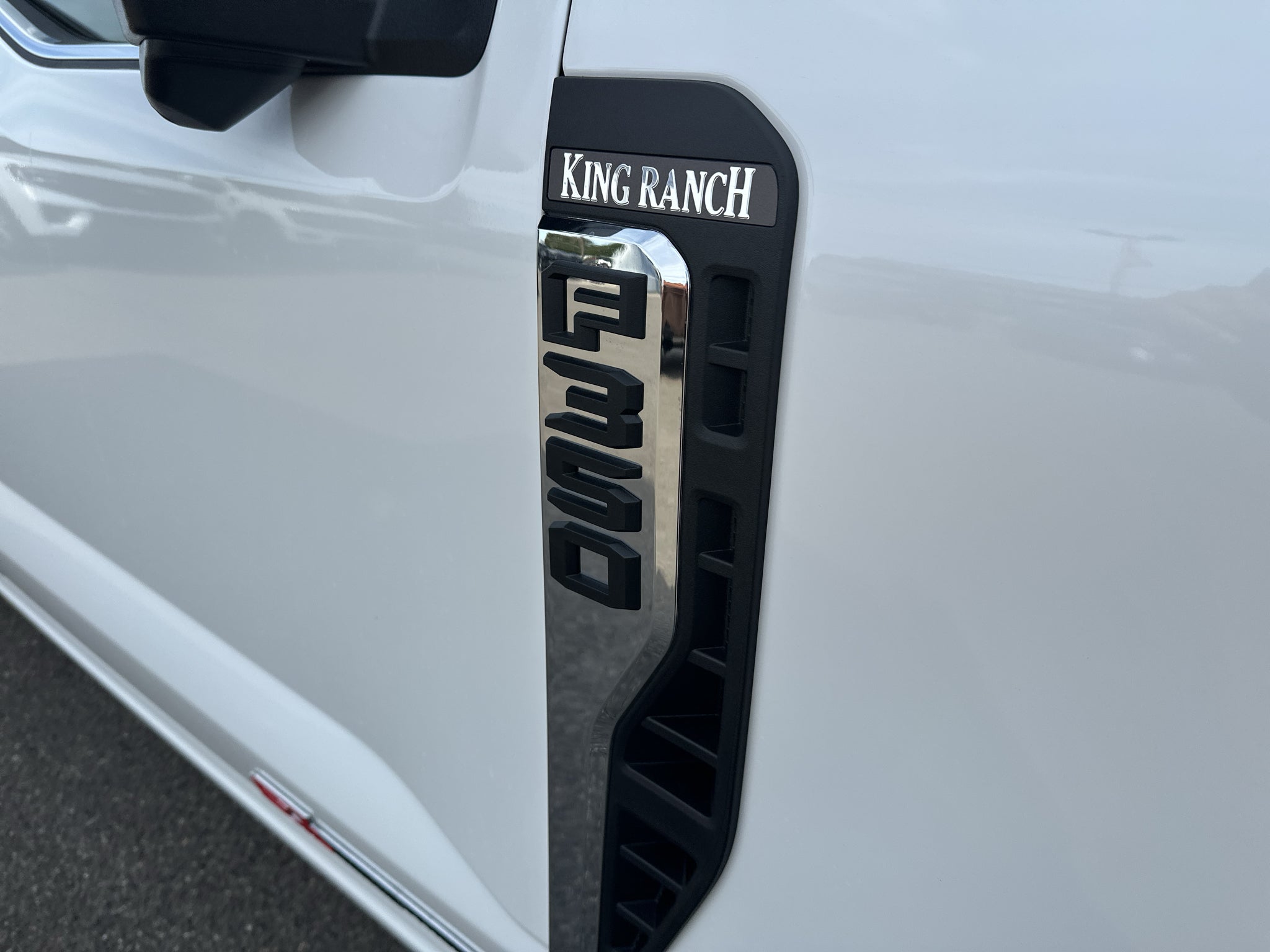 2027 Ford F-350 King Ranch 4WD Crew Cab 6.75' Box