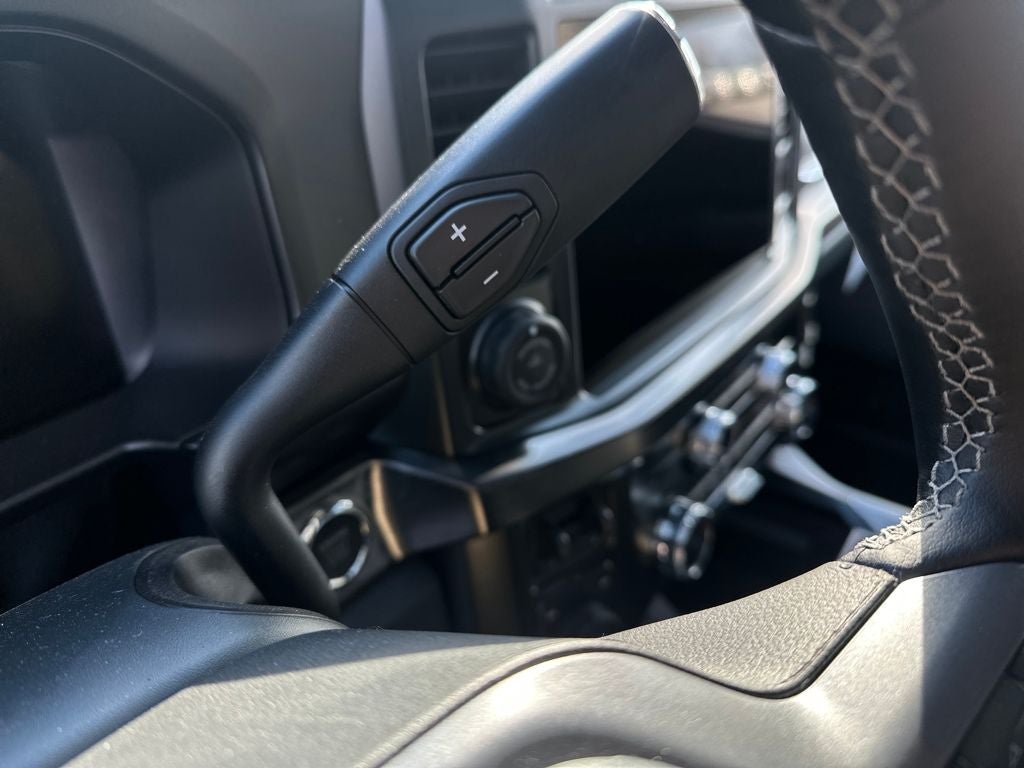 2025 Ford F-350SD Lariat