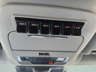 2026 Ford F-350 LARIAT 4WD Crew Cab 6.75' Box