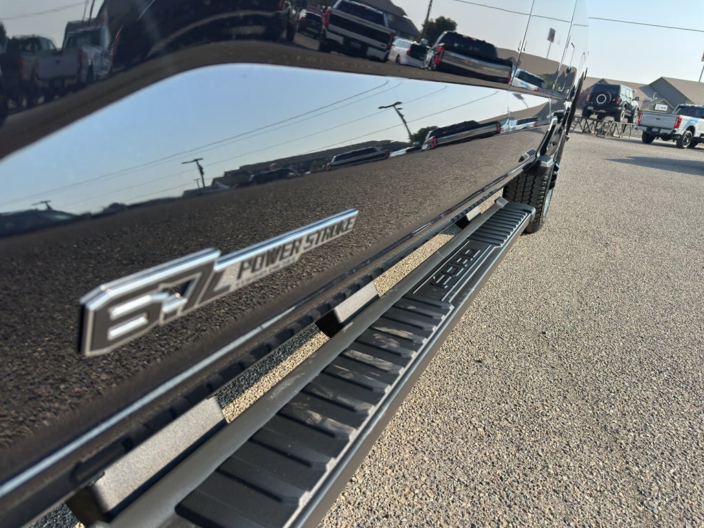 2026 Ford F-350 LARIAT 4WD Crew Cab 6.75' Box