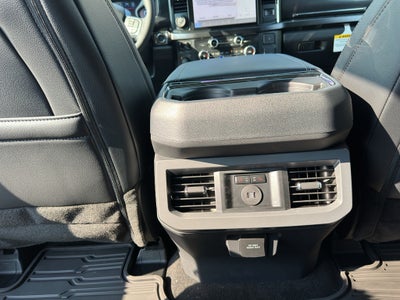 2026 Ford F-350 LARIAT 4WD Crew Cab 6.75' Box