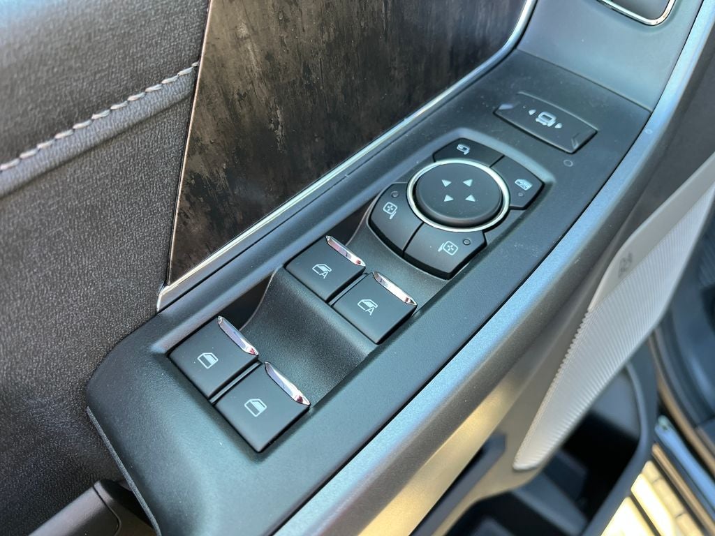 2025 Ford F-350SD Lariat