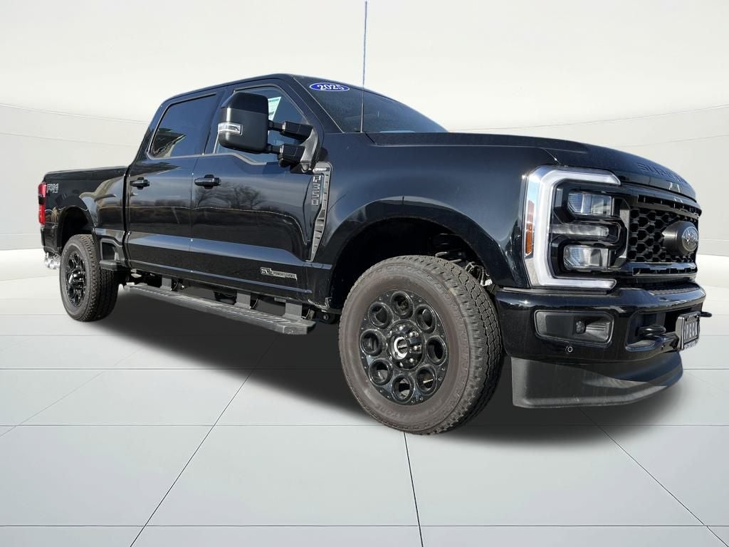 2025 Ford F-350SD Lariat