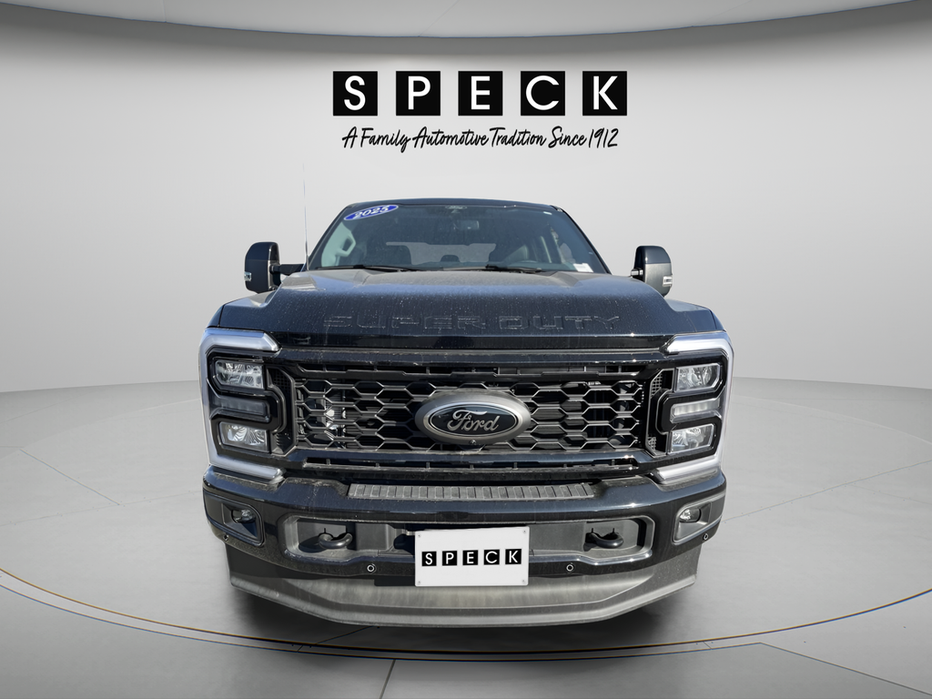 2025 Ford F-350SD Lariat