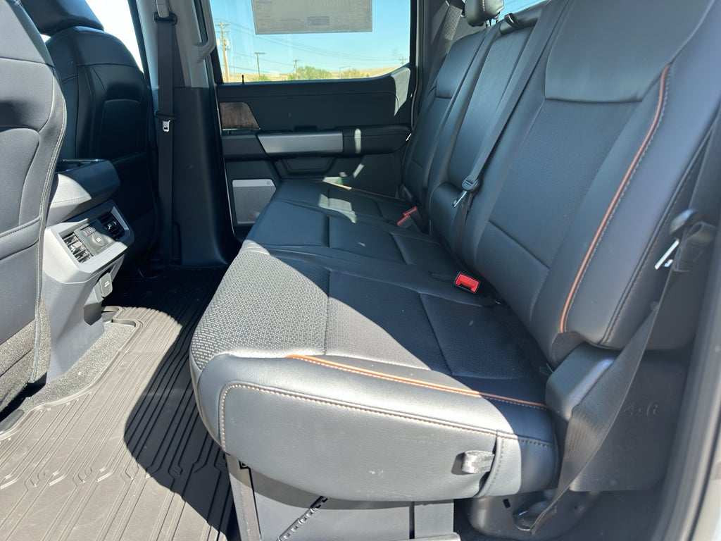 2026 Ford F-350 LARIAT 4WD Crew Cab 6.75' Box