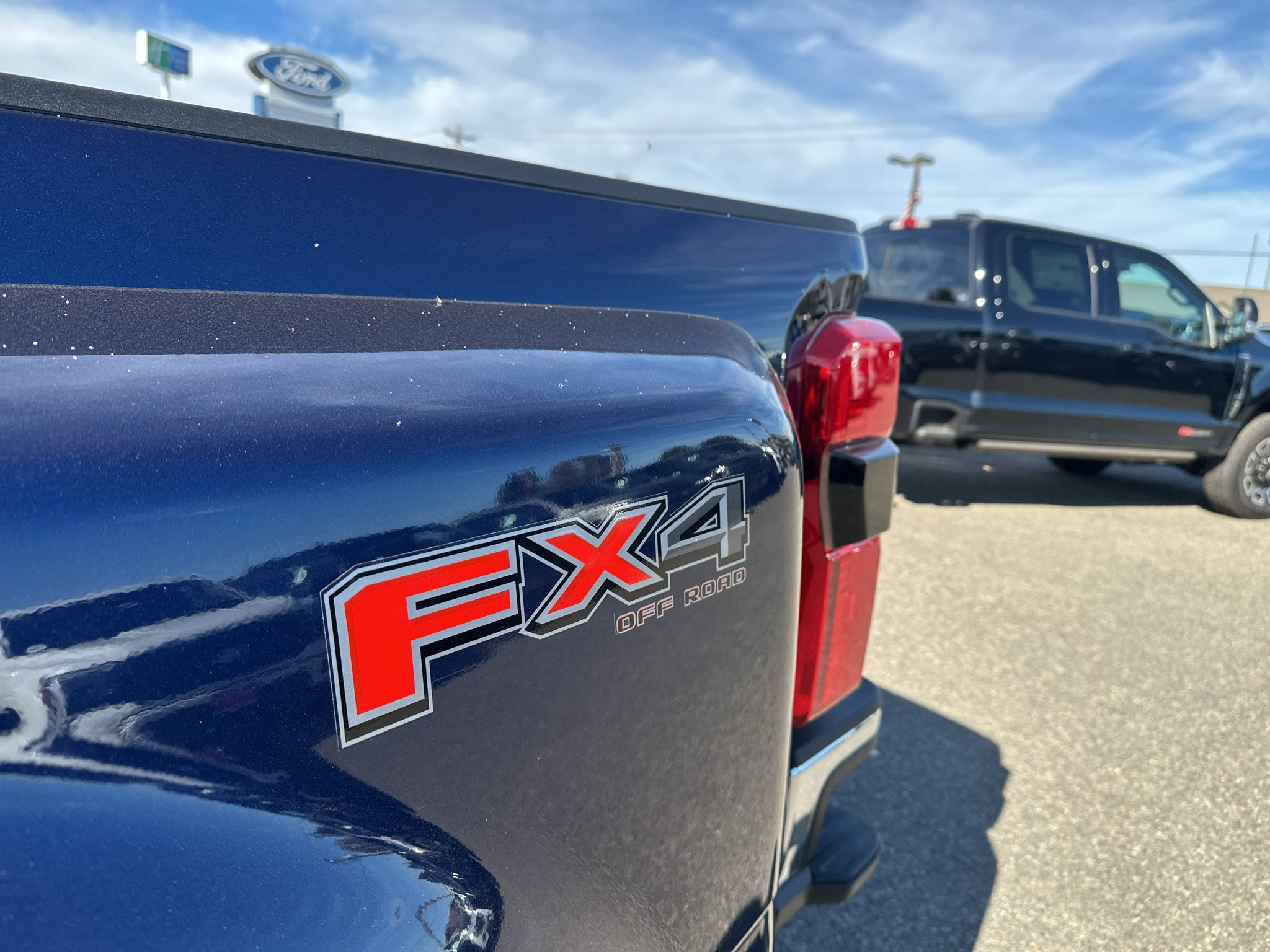 2027 Ford F-350 LARIAT