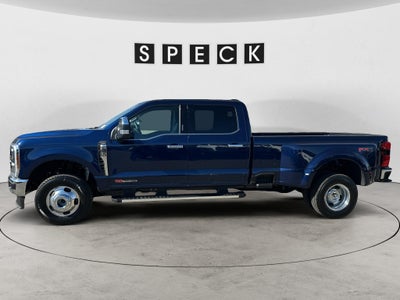2027 Ford F-350 LARIAT