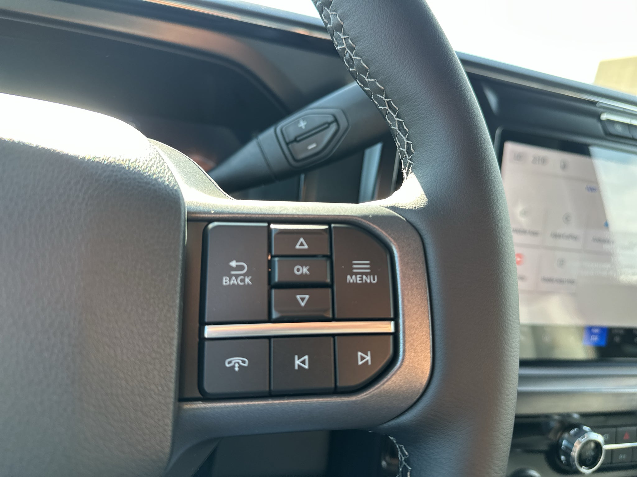 2027 Ford F-350 LARIAT