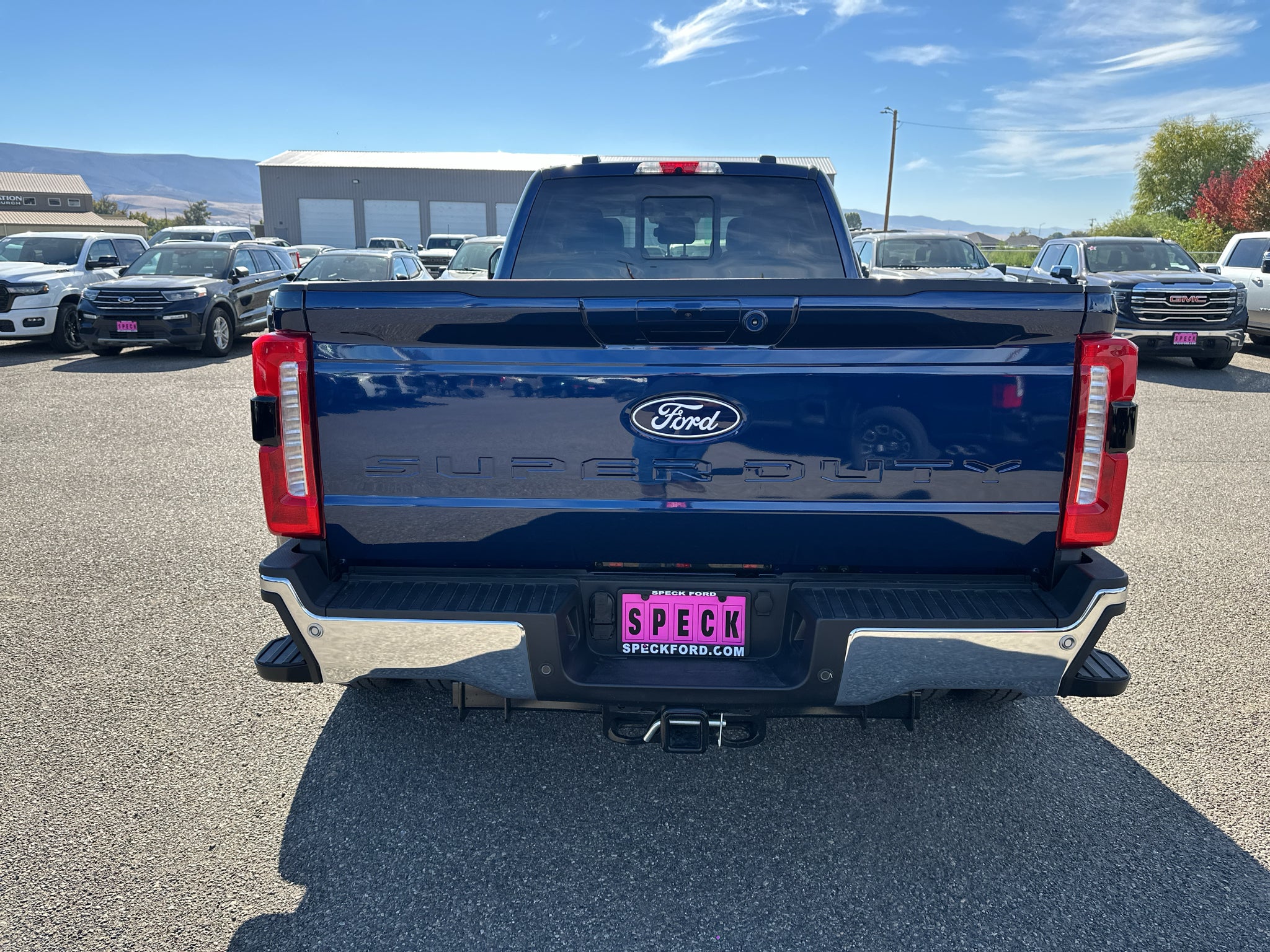 2027 Ford F-350 LARIAT