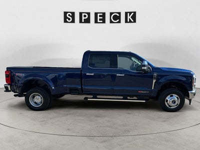2027 Ford F-350 LARIAT