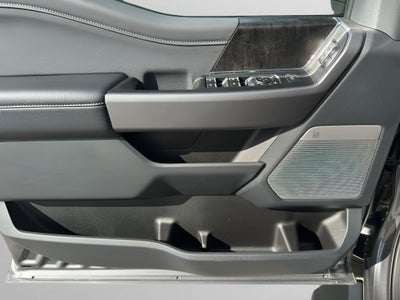 2025 Ford F-350 LARIAT
