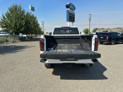 2024 GMC Sierra AT4