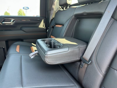 2024 GMC Sierra AT4