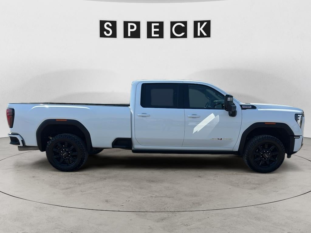 2024 GMC Sierra AT4