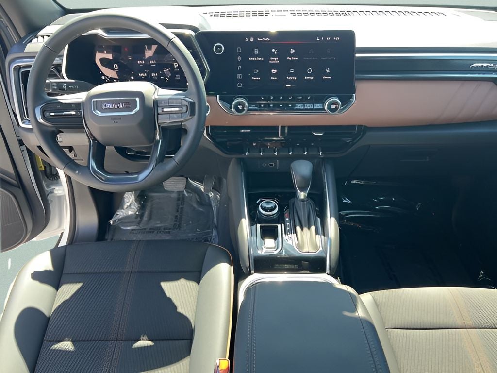 2025 GMC Canyon 4WD AT4