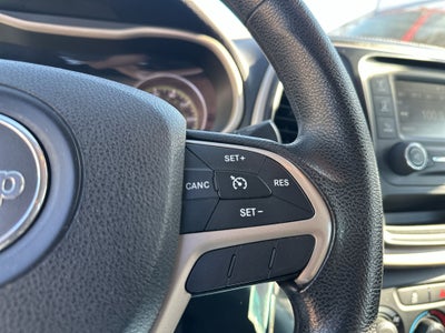 2015 Jeep Cherokee Sport