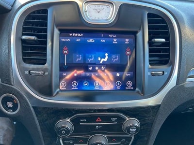 2017 Chrysler 300 300C