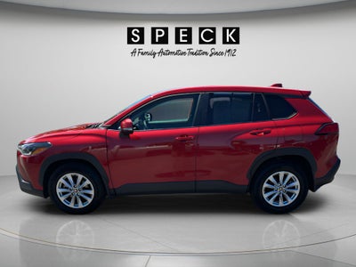 2024 Toyota Corolla Cross LE