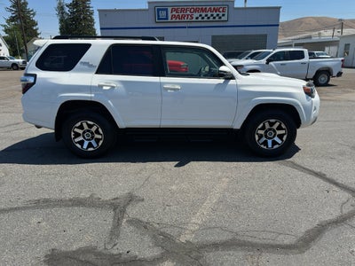 2020 Toyota 4Runner SR5