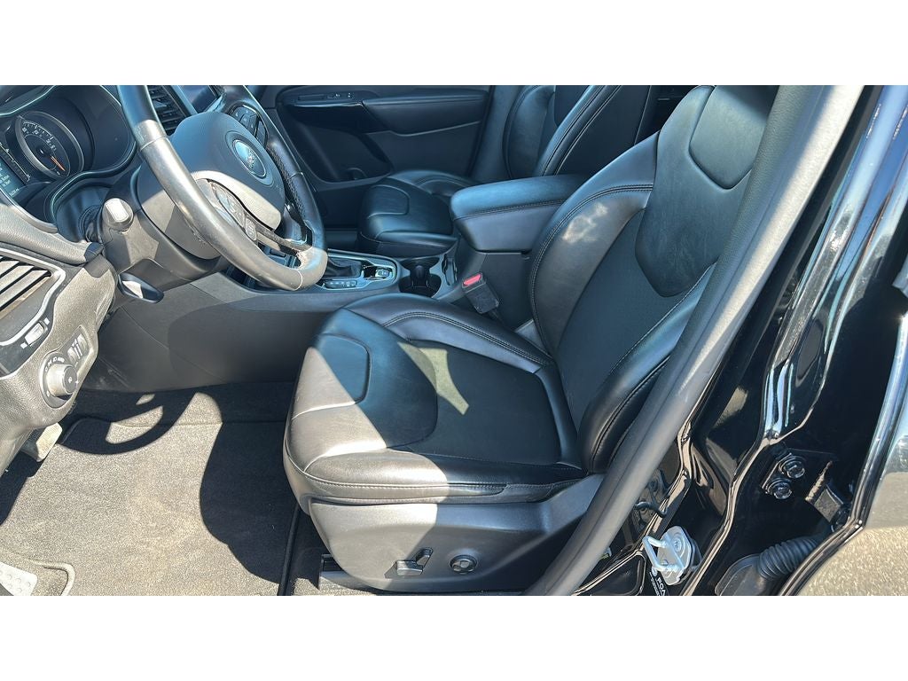 2021 Jeep Cherokee Altitude