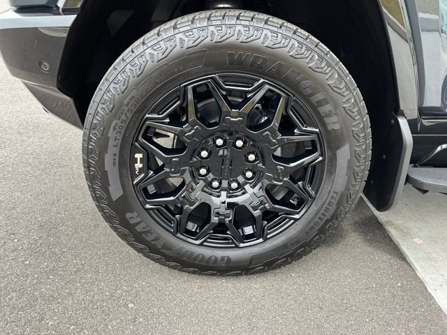 2025 GMC HUMMER EV SUV 2X