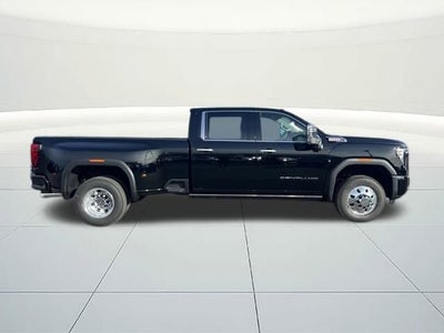 2026 GMC Sierra 3500 HD Denali DRW