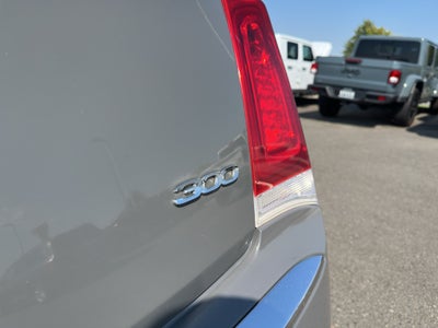 2017 Chrysler 300 Limited AWD