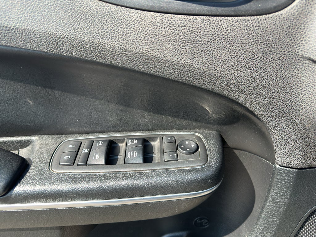 2017 Chrysler 300 Limited AWD