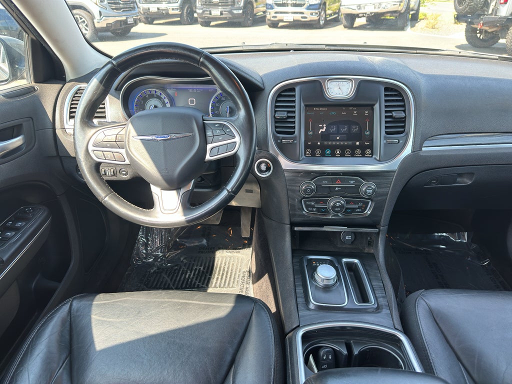 2017 Chrysler 300 Limited AWD