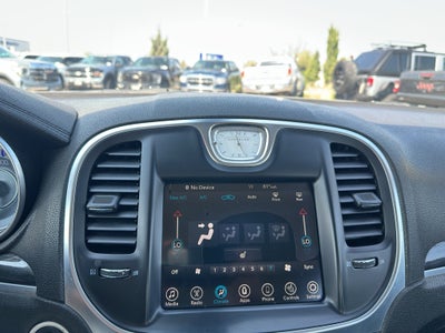 2017 Chrysler 300 Limited AWD